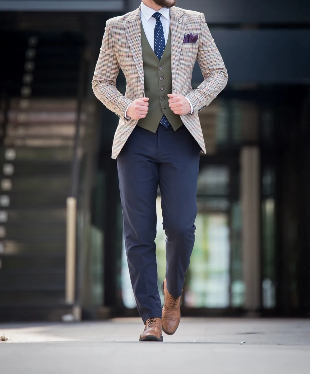 5 Reasons Why You Should Own a Custom Suit
