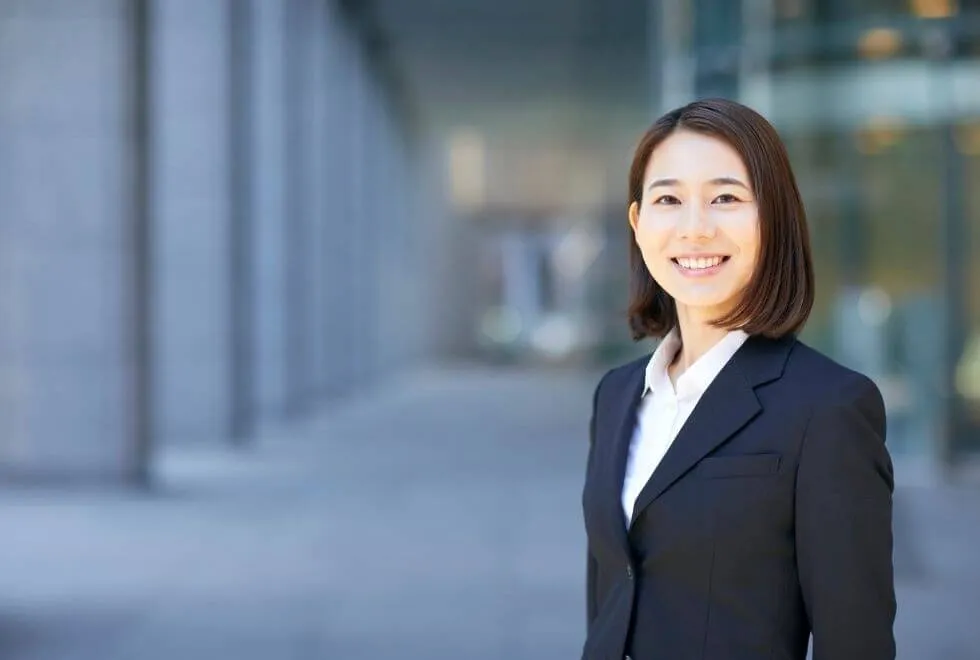 Tailor-Made Suit vs Altered Suit: Which One Is Right for You?